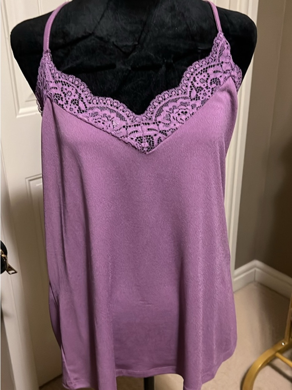 Vera Moda Lavender Lace-Trim Camisole Tank